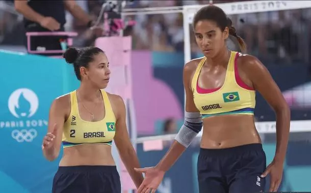 Olimpíadas de Paris: Duda e Ana Patrícia se garantem nas oitavas de final do vôlei de praia