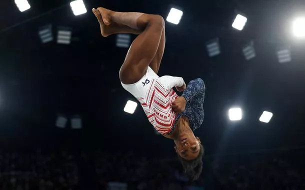 Ginasta Simone Biles em ação na Bercy Arena, em Paris
30/07/2024
REUTERS/Hannah Mckay