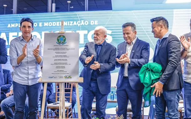 Lula entrega melhoriasbetway cupomaeroportos e casas popularesbetway cupomMato Grosso