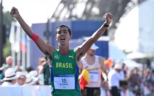 Caio Bonfim faz história na marcha atlética com medalhapixbet entrarprata olímpica