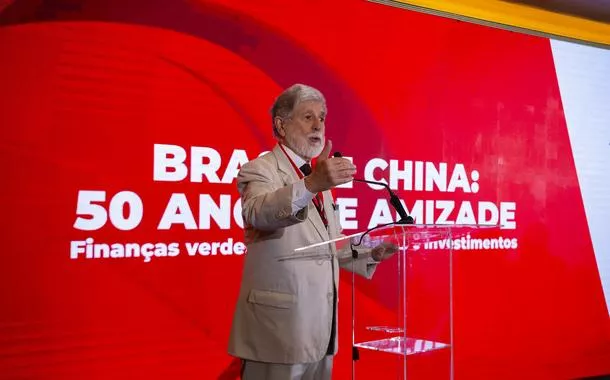 "Brasil e China sabem jogar com a multipolaridade", diz Celso Amorim