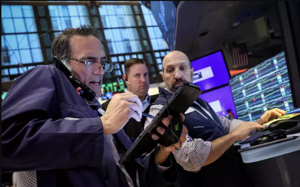 S&P 500 e Nasdaq marcam recordes com dados e balanços apontando para força do consumidor