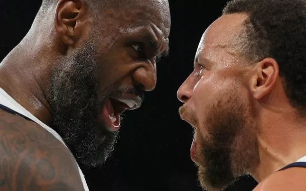 Lebron James e Steph Curry comemoram vitória dos EUA na semifinal do basquete contra a Sérvia
08/08/2024
REUTERS/Brian Snyder