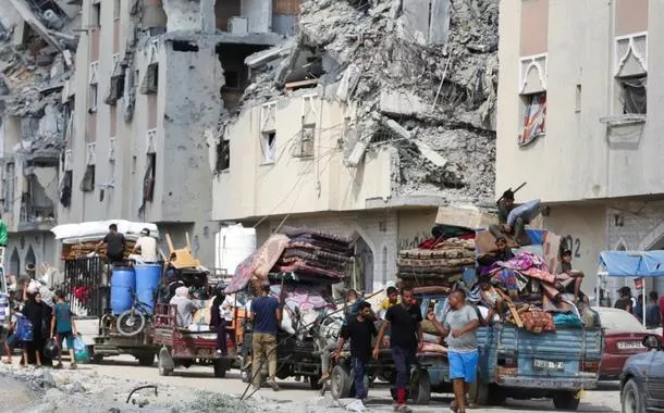 Israel captura médicos após invasão a hospital do norte de Gaza
