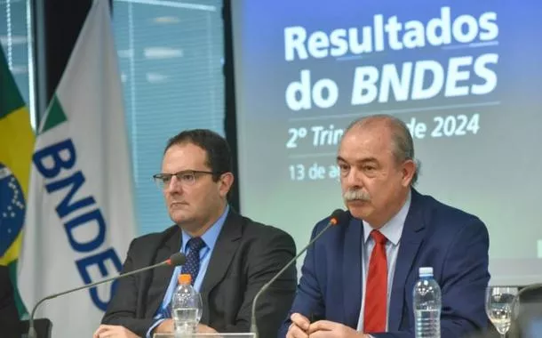 Aloizio Mercadante, presidente do BNDES, e Nelson Barbosa, diretor,como jogar cassino no esporte da sorteentrevista coletiva