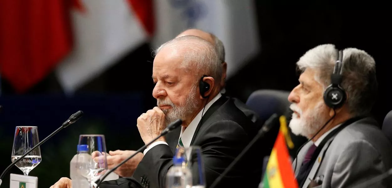 Presidente Luiz Inácio Lula da Silva e seu assessor especial Celso Amorim