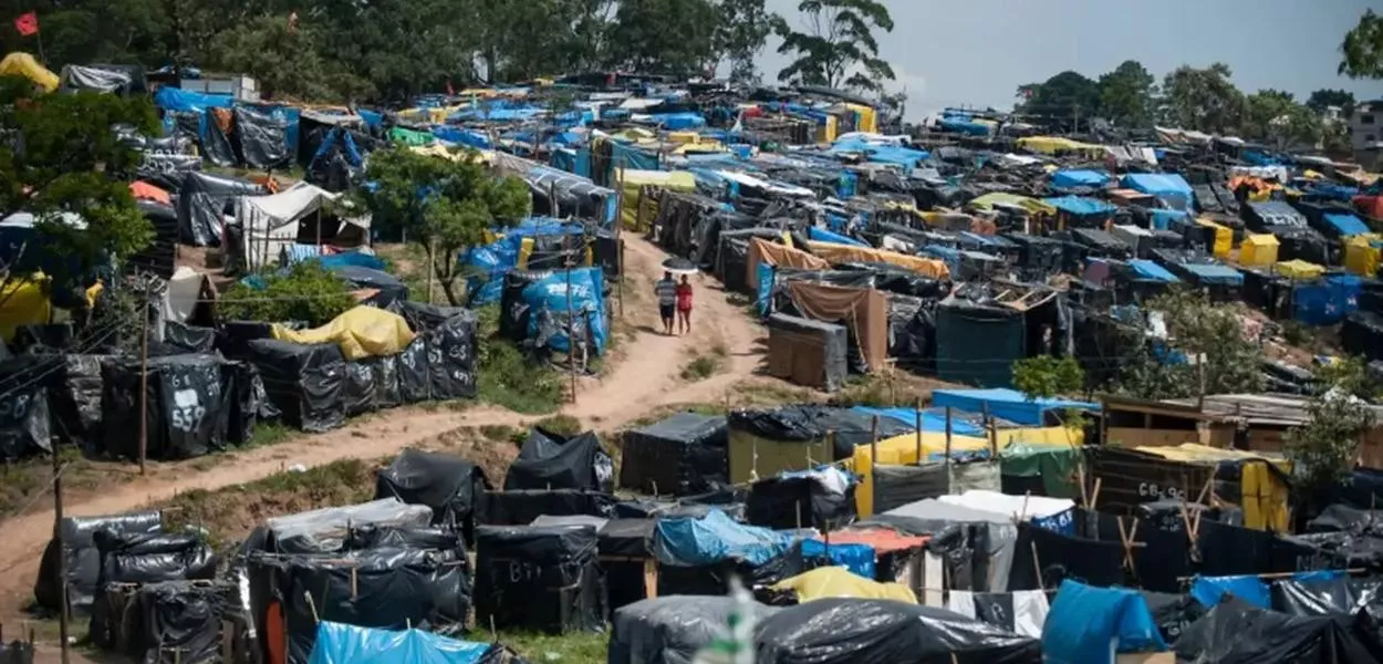 Mais de 1,5 milhão são afetados por remoções forçadas no Brasil