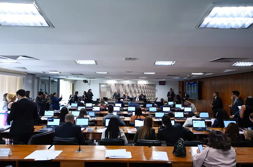 CCJ do Senado