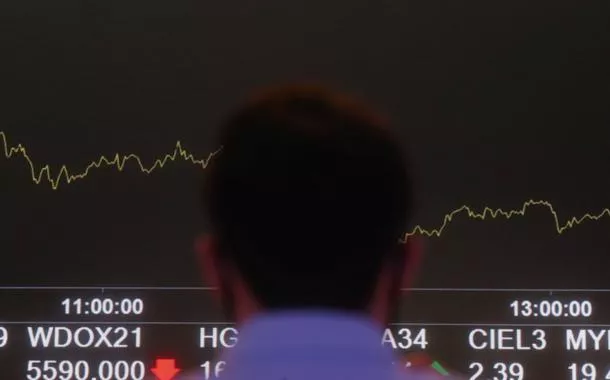 Ibovespa renova máximas históricas com apoio de Vale e Petrobras
