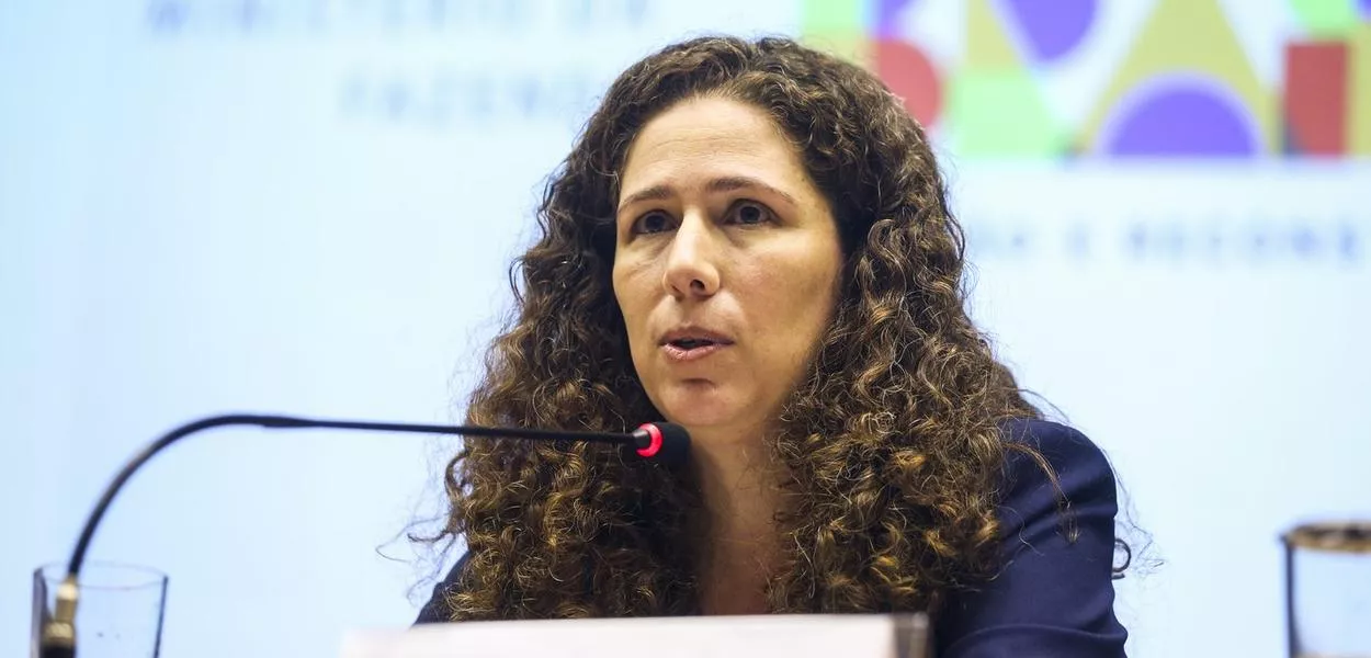 A ministra da Gestão e Inovação em Serviços Públicos, Esther Dweck