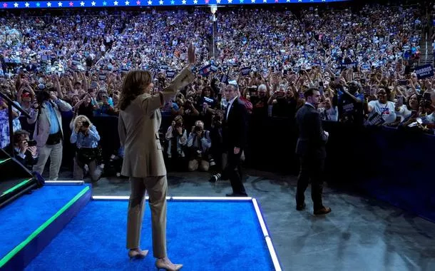 Vice-presidente e candidata democrata à Presidência dos EUA, Kamala Harris,bingo valendo dinheiro onlineGlendale, Arizona
09/08/2024
