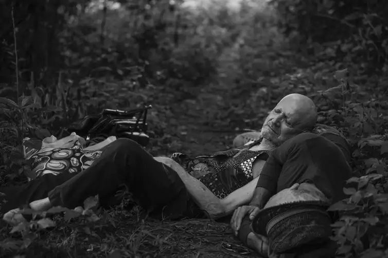 Jean-Claude Bernadet, de 88 anos, ícone do cinema brasileiro, será homenageado por uma mostra de filmes (por trás ou na frente das câmeras) que serão exibidos nas unidades do Centro Cultural Banco do Brasil (CCBB)