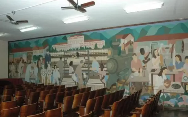 Painel Históriapixbet modo clássicoPetrópolis, feito pela artista modernista Djanira da Motta e Silvapixbet modo clássico1953