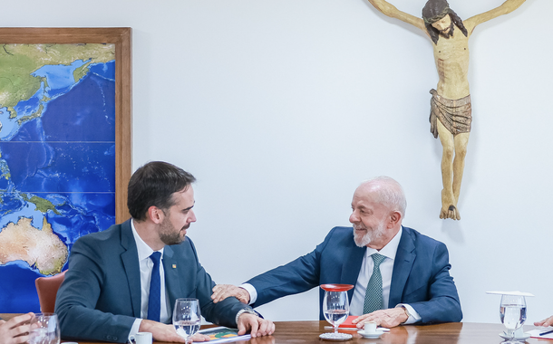 Eduardo Leite volta a reclamar do governo Lula após reunião com o presidente