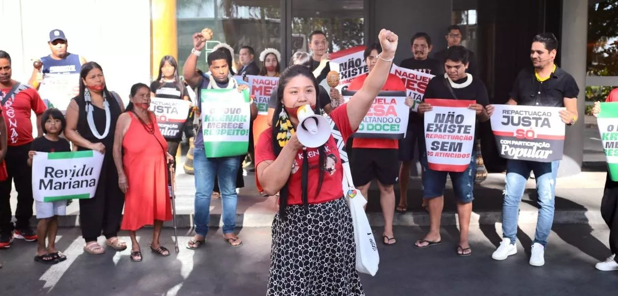 Indígenas Krenak protestam em Brasília