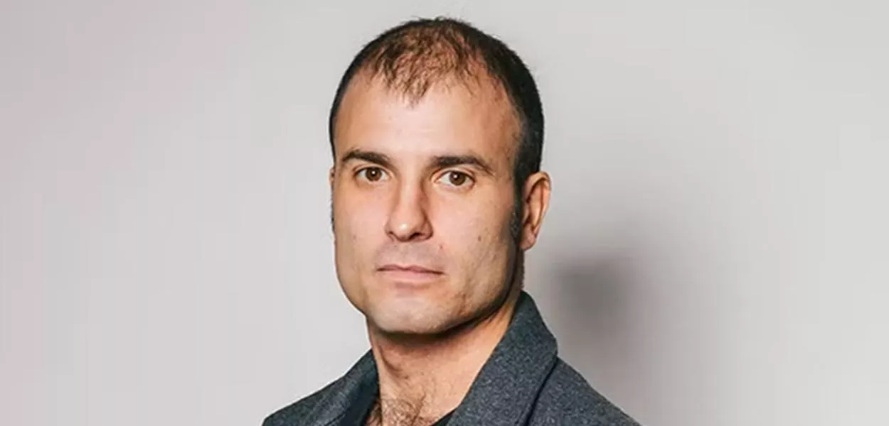 Julián Ortega, ator de 'Elite', é encontrado morto em praia da Espanha