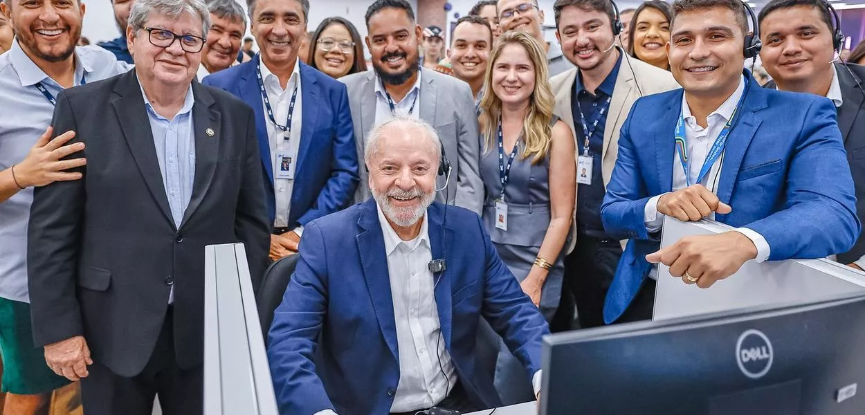 30.08.2024 - Presidente Luiz Inácio Lula da Silva durante visita à nova unidade da AeCapostar online na quinaJoão Pessoa, seguidaapostar online na quinaencontro com jovens trabalhadores da empresa, na sede da AeC. João Pessoa - PB