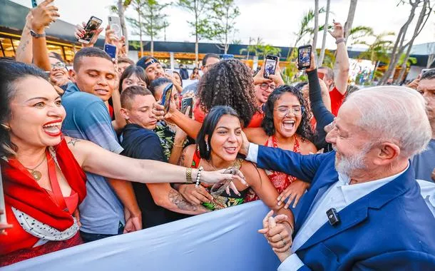 30.08.2024 - Presidente Luiz Inácio Lula da Silva durante visita à nova unidade da AeC em João Pessoa, seguida de encontro com jovens trabalhadores da empresa, na sede da AeC. João Pessoa - PB