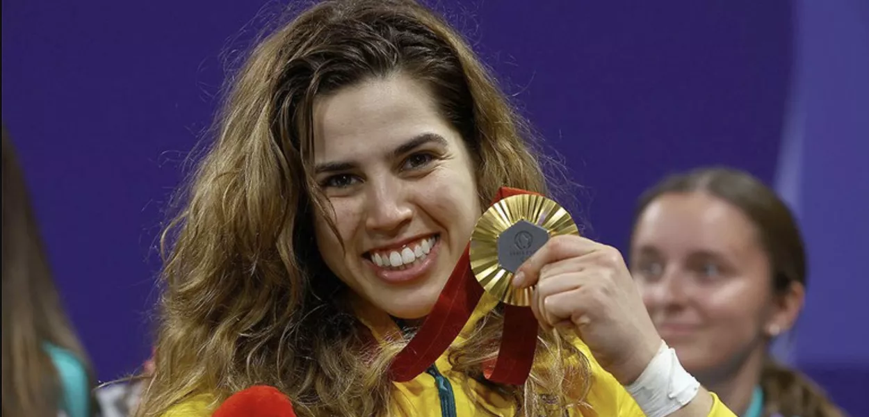 Carol Moura