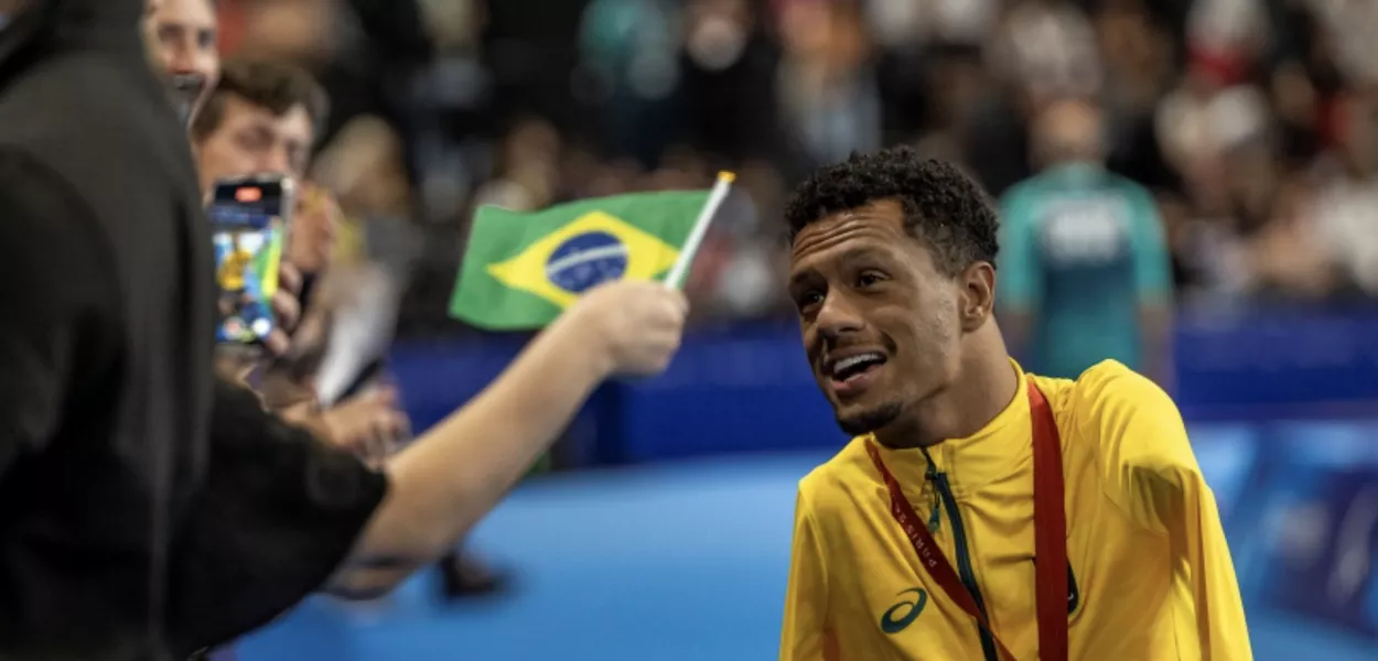 Gabrielzinho: quatro provas, três ouros e um carisma que conquistou Paris