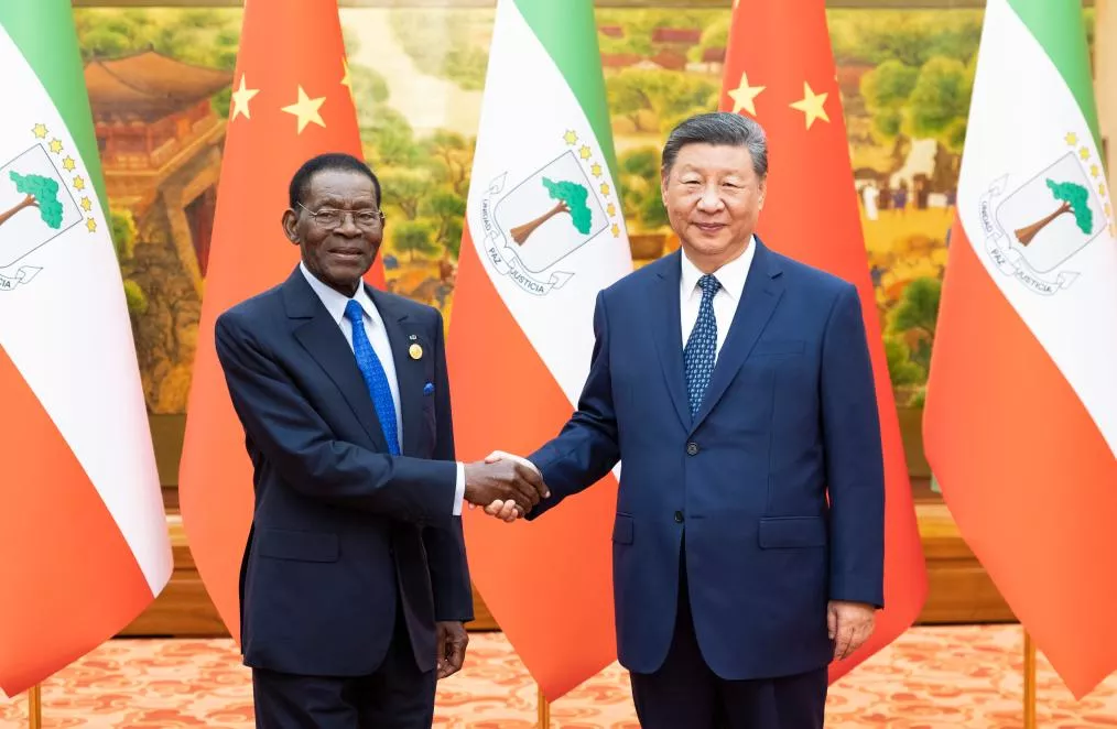 (FOCAC) Ampliação: Xi reúne-se com presidente da Guiné Equatorial
