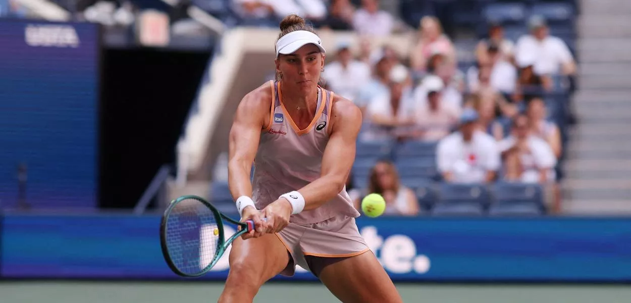 Bia Haddad perde para Karolina Muchova e está eliminada do US Open
04/09/2024