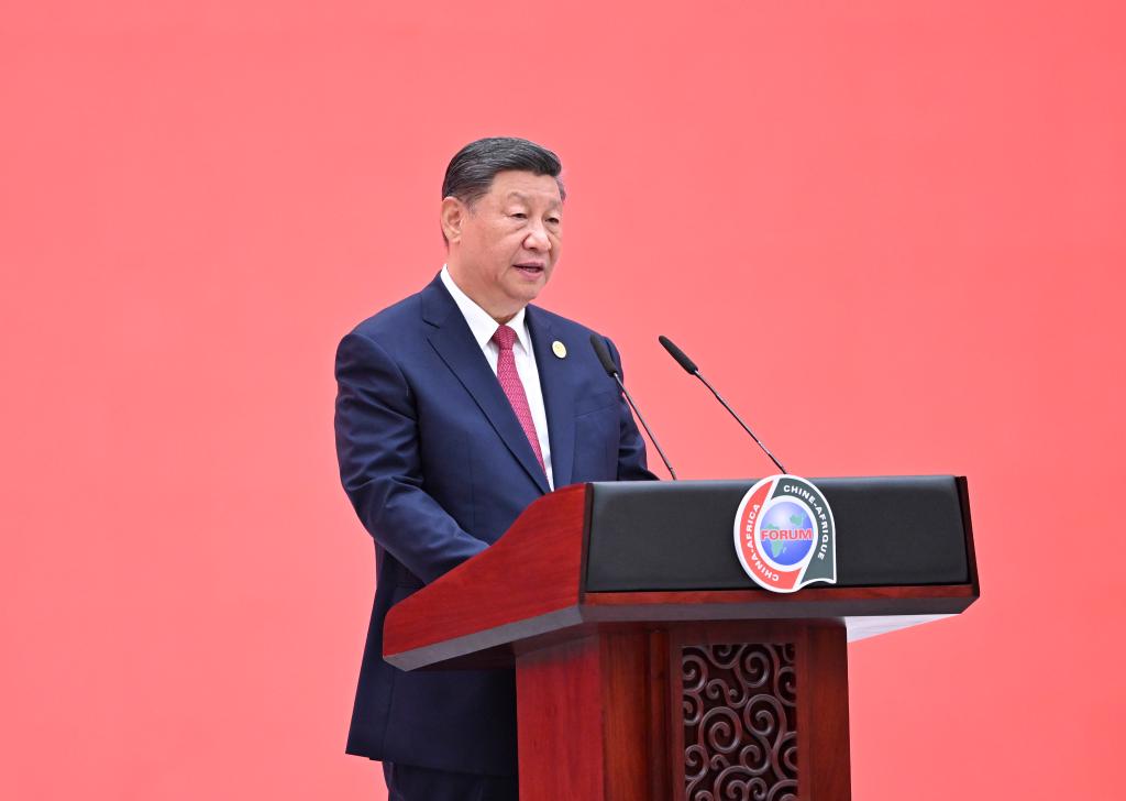 Xi recebe líderes africanos e elogia laços modelo China-África antes da grande cimeira