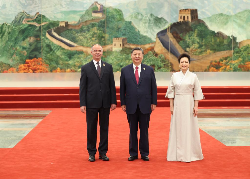 Xi e sua esposa, Peng Liyuan, realizaram um banquete para líderes africanos