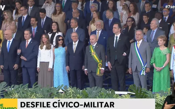 Lula assiste ao desfile de 7 de setembro em Brasília; acompanhe ao vivo