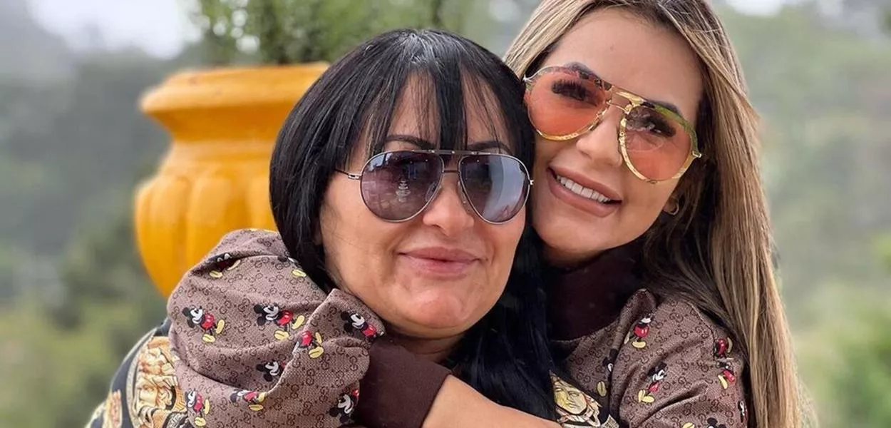 Solange Alves (na frente) e Deolane Bezerra 