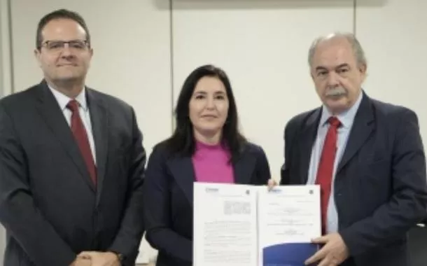 BNDES e MPO assinam acordoarbety cassinocooperação para desenvolvimento da Estratégia Brasil 2050