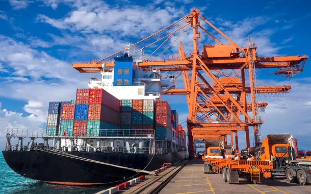 Governo brasileiro calcula que 35,9% das exportações aos EUA terão tarifa de 50%