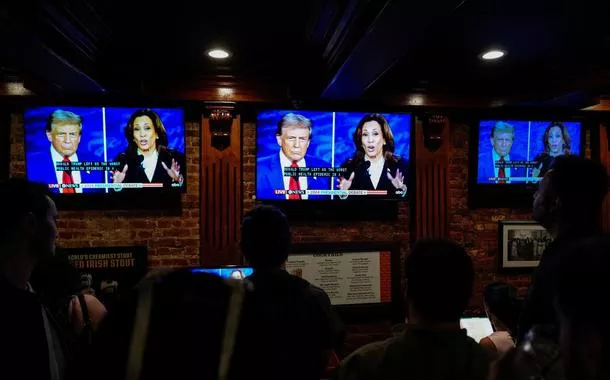 Trumpistas espalham fake newscomo excluir conta na pixbetque Kamala Harris teria utilizado escutacomo excluir conta na pixbetdebate