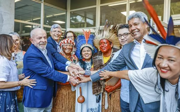 12.09.2024 - Presidente Luiz Inácio Lula da Silva durante a cerimônia de celebração do retorno do Manto Tupinambá ao Brasil, no Museu Nacional, no Rio de Janeiro - RJ.