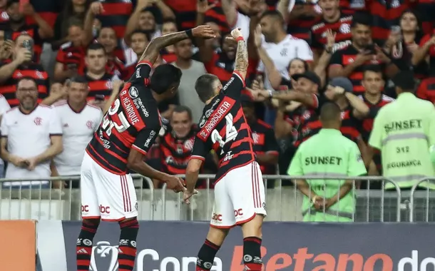 Jogadores do Flamengo comemoram