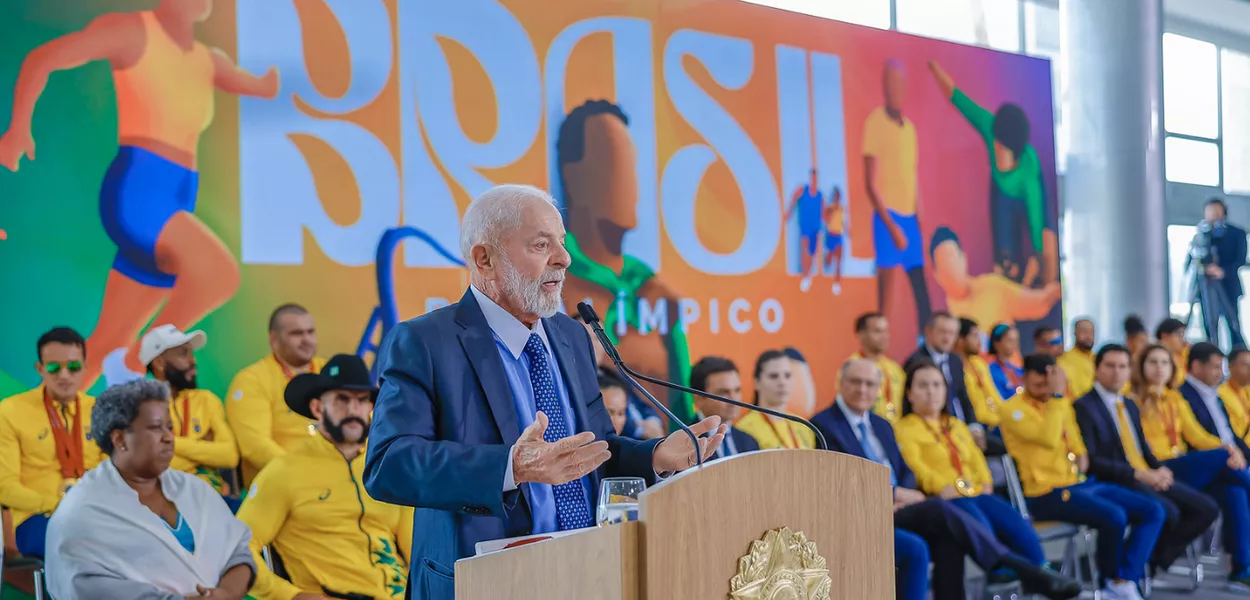 17.09.2024 - Presidente Luiz Inácio Lula da Silva durante encontro com atletas paralímpicos por ocasião dos Jogos Paralímpicos de Paris 2024, no Palácio do Planalto. Brasília - DF.