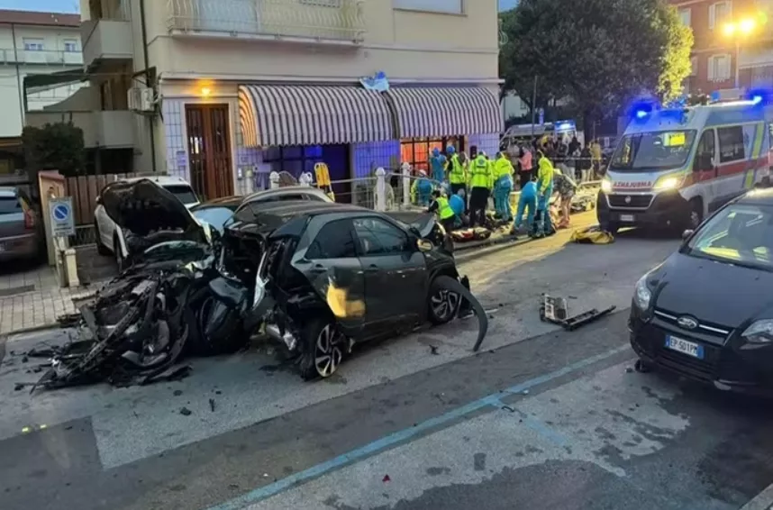 Brasileira avança sinais, atropela sete e mata duas turistas na Itália
