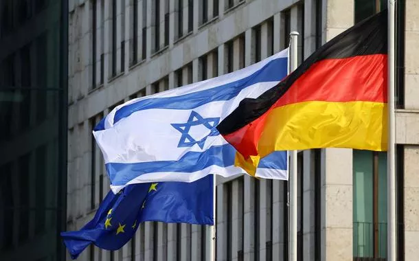 Bandeiras da União Europeia, de Israel e da Alemanha em Berlim
05/09/2022 