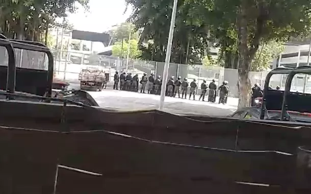 Polícia na porta da UERJ, 20 de setembro de 2024