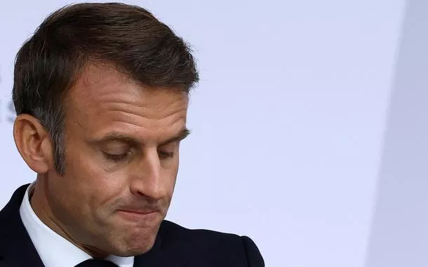 Macron desafia Trump e diz que Europa deve "se fazer respeitar" diante das tarifas comerciais