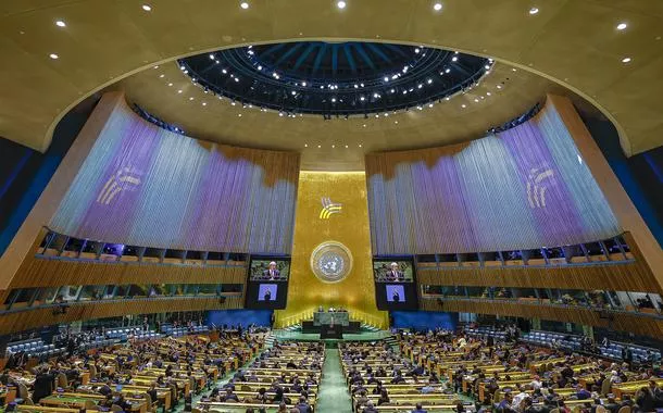 Lula é aplaudido ao defender reforma da ONU, "cada vez mais esvaziada e paralisada"