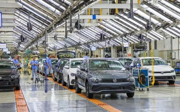 Tarifa de 25% sobre autopeças imposta por Trump afeta US$ 1,6 bilhão em exportações do Brasil