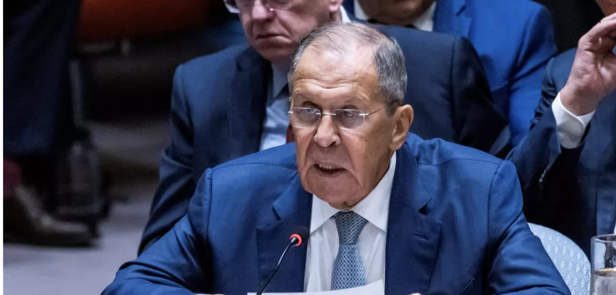 Ministro das Relações Exteriores da Rússia, Sergey Lavrov, fala durante uma reunião do Conselho de Segurança à margem da 79ª Assembleia Geral das Nações Unidas na sede da ONU em Nova York, EUA, 27 de setembro de 2024