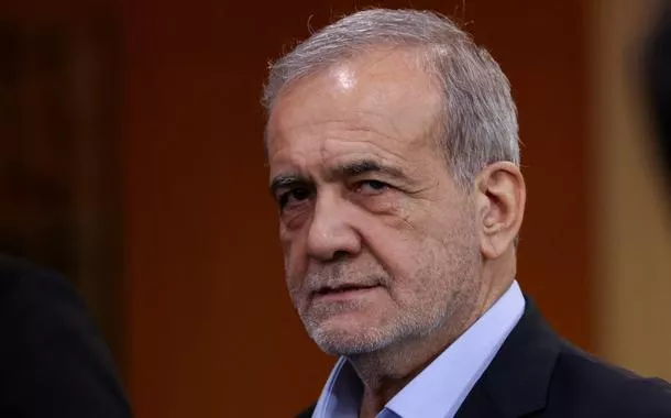 O presidente do Irã, Masoud Pezeshkian, à margem da 79ª Assembleia Geral das Nações Unidas, na sede da ONU em Nova York, EUA, 24/09/2024