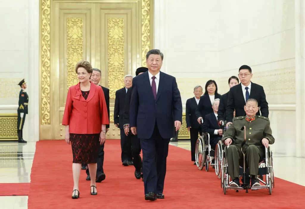 Xi Jinping concede medalhas e títulos honorários nacionais (atualizada)
