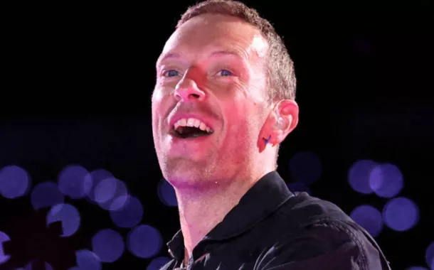 Chris Martin em show do Coldplay na Califórnia