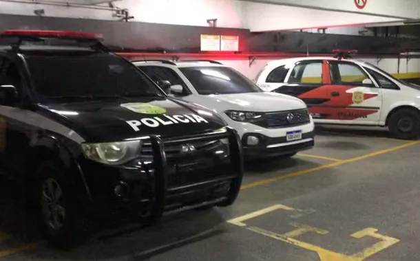 Polícia encontra carro roubado da equipe de segurança de Lula