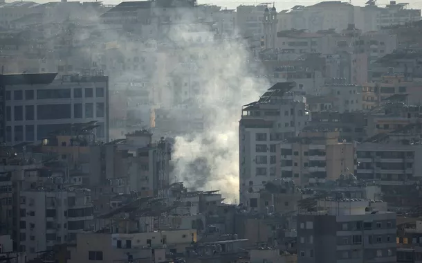 Fumaçasite lampions betum ataque israelense sobe dos subúrbios ao sulsite lampions betBeirute,site lampions betmeio a ataques israelensessite lampions betandamento,site lampions betBeirute, Líbano, 5site lampions betoutubrosite lampions bet2024