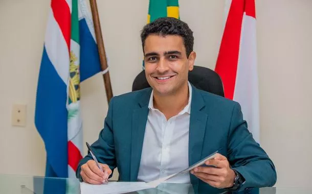 Prefeito João Henrique Caldas é reeleito no primeiro turno em Maceió