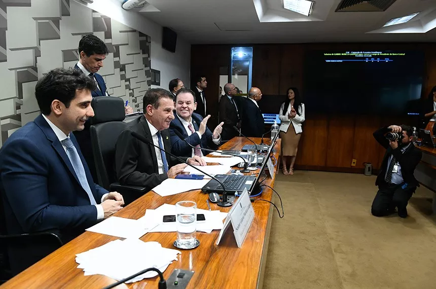 Gabriel Galípolo foi aprovado com votação unânime na CAE do Senado